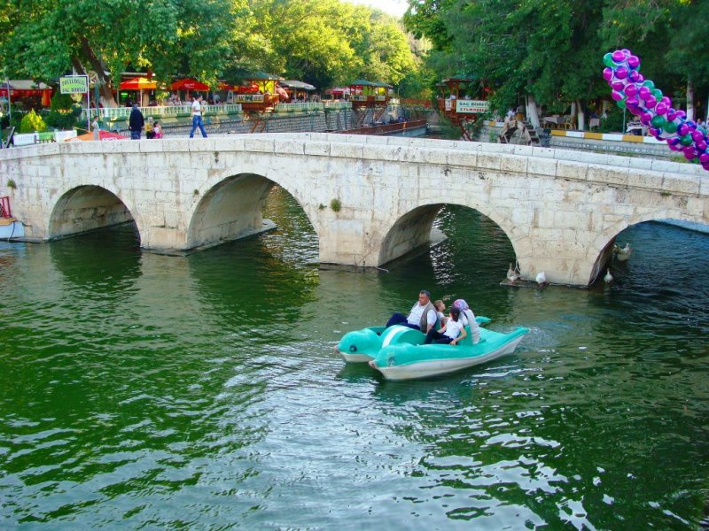 Tarihe tanıklık eden köprüler