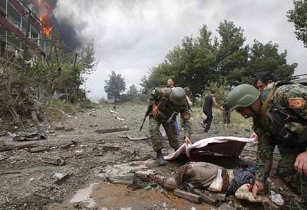 Savaşın vahşi yüzünden kareler