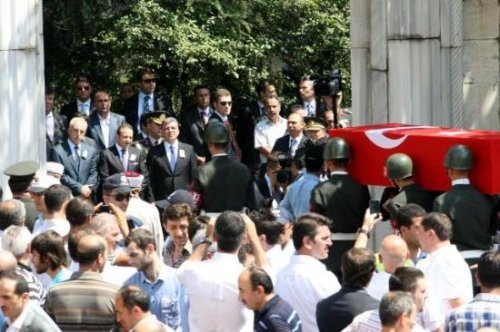 İstanbul şehidini uğurladı