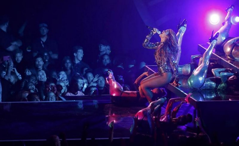 2014 MTV Video Müzik Ödülleri'inde ağlatan sürpriz 