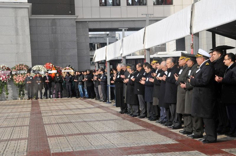 Şehit polis Kenan Kumaş için tören düzenlendi
