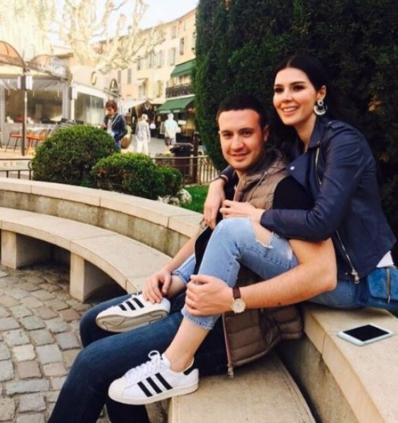 Hatice Şendil'den hamilelik pozu 