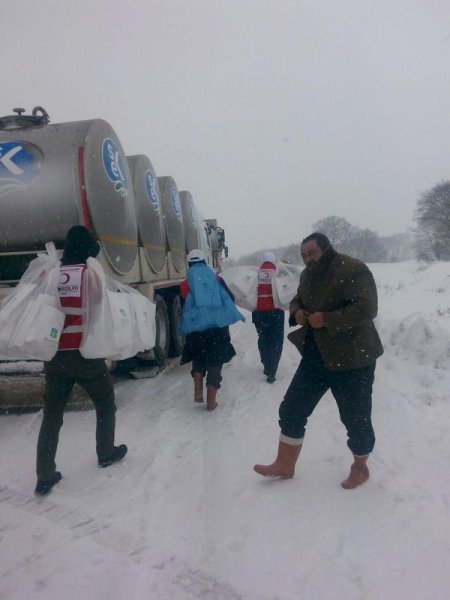 İzmirliler karın tadını çıkardı