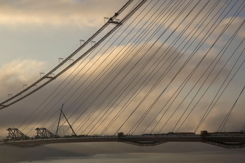 Üçüncü köprünün telleri rekor kırdı