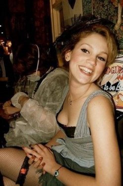 Sevilen dizilerin yıldızları arasında en beğenilen 25 kadın oyuncu