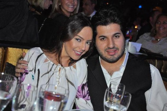 Çocuğu yaşındakilerle aşk yaşayan ünlüler