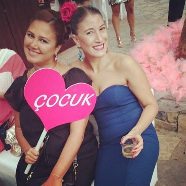 Doğa Rutkay ve Kerimcan Kamal dünya evine girdi