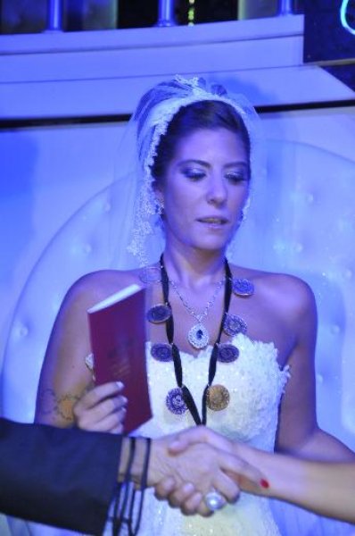 Kutsi rol arkadaşı Taylan Güner'in düğününe katılmadı 