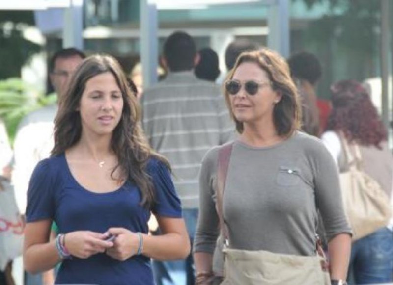 Zehra Çilingiroğlu'nun kardeş sevgisi