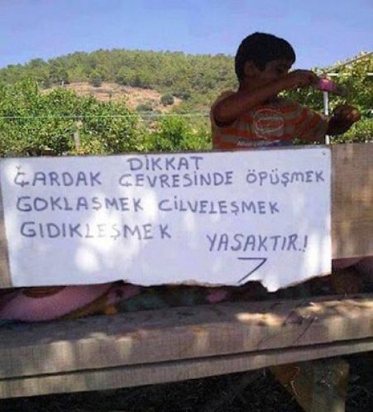 Akıllara zarar yasak tabelalar