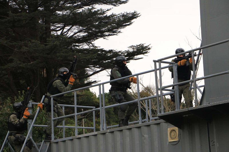 SAT komandolarından nefes kesen tatbikat