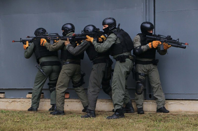 SAT komandolarından nefes kesen tatbikat