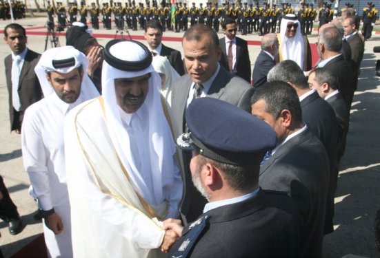 Katar Emiri'nin tarihi Gazze ziyareti