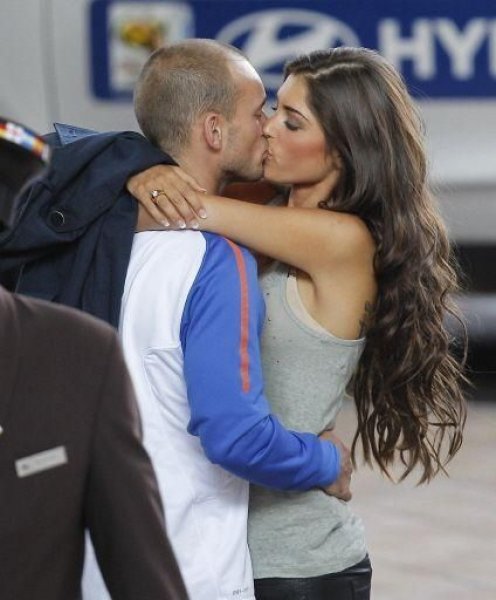 Wesley Sneijder - Yolanthe Cabau'nun evi