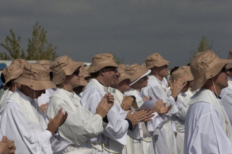 İspanya'da toplu günah çıkarma seansı