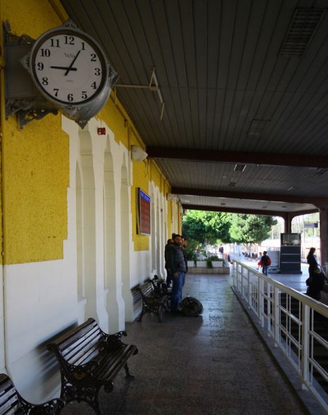 Saat 9'u 5 geçe Türkiye'de hayat durdu