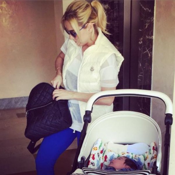 Ünlü sunucu Ece Erken boşanıyor