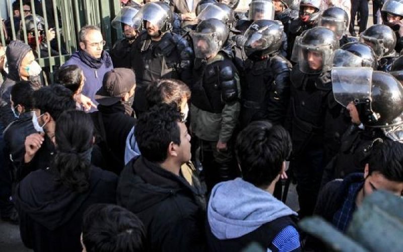İran'da çıkan olaylardan fotoğraflar