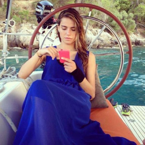 Güzel oyuncu Ceyda Ateş aldatıldı