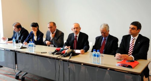 Sosyalist kongrede AK Parti övgüsü Kılıçdaroğlu'nu çileden çıkarttı