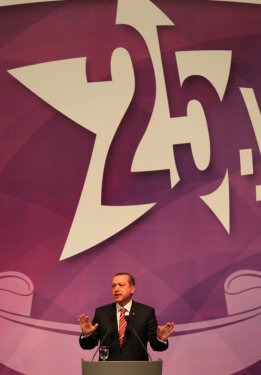 Erdoğan Zaman Gazetesi'nin 25. yıl resepsiyonuna katıldı