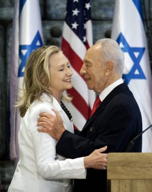 Clinton Peres ile görüştü