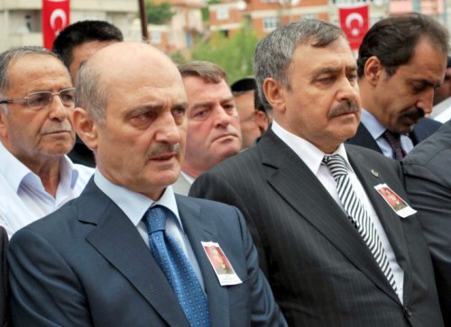 Şehit er Hakan Oktay son yolculuğuna uğurlandı