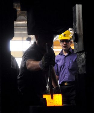 Türkiye'nin ağır silahlarının üretimi görüntülendi