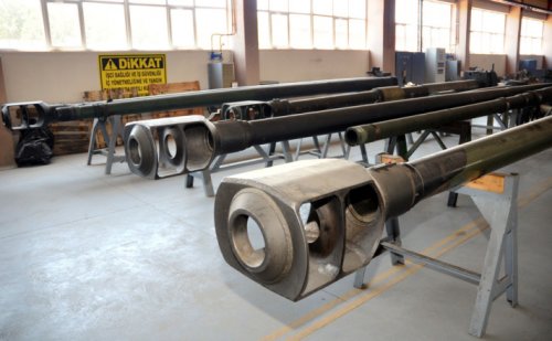 Türkiye'nin ağır silahlarının üretimi görüntülendi