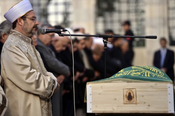 Erdoğan Said Nursi'nin talebesini uğurladı