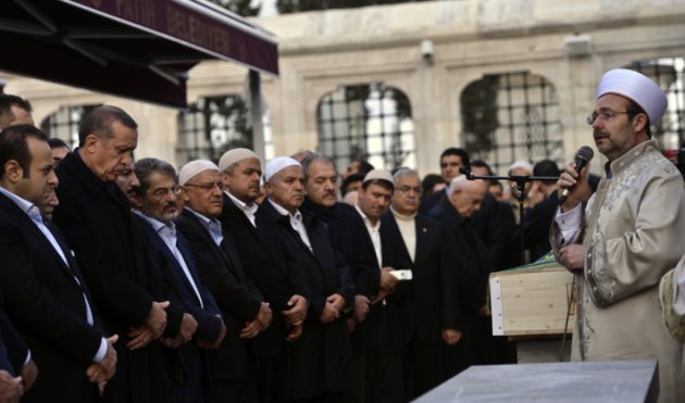 Erdoğan Said Nursi'nin talebesini uğurladı