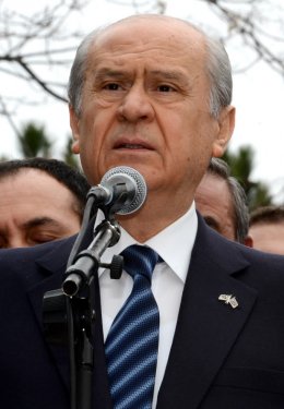 Alparslan Türkeş'in mezarı başındaki anma