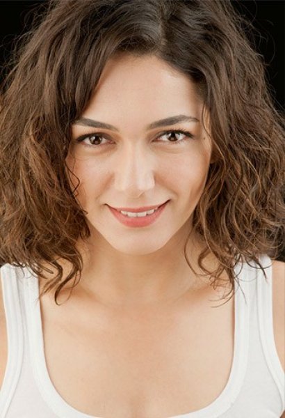 Poyraz Karayel'in İran asıllı güzeli Şebnem Hassanisoughi