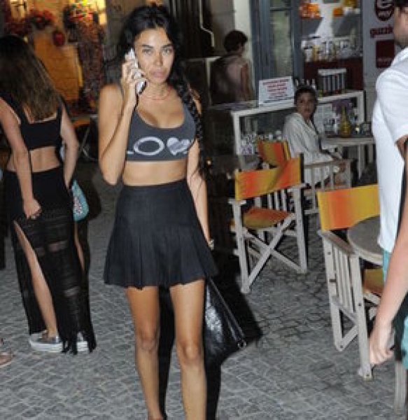 Asena Erkin şov yaptı 