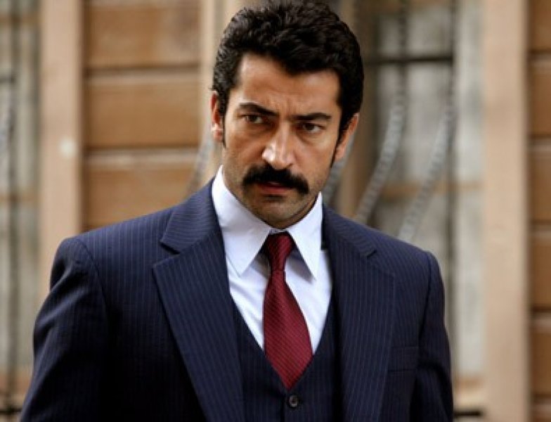 Kenan İmirzalıoğlu dediğini yaptı