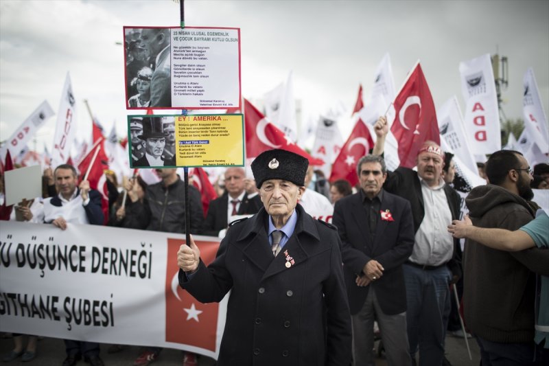 ADD'den Teröre Karşı Birlik Yürüyüşü
