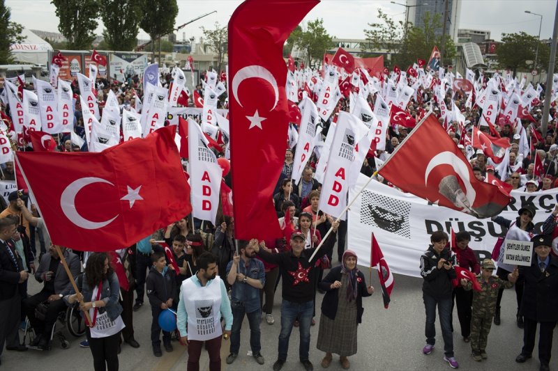 ADD'den Teröre Karşı Birlik Yürüyüşü