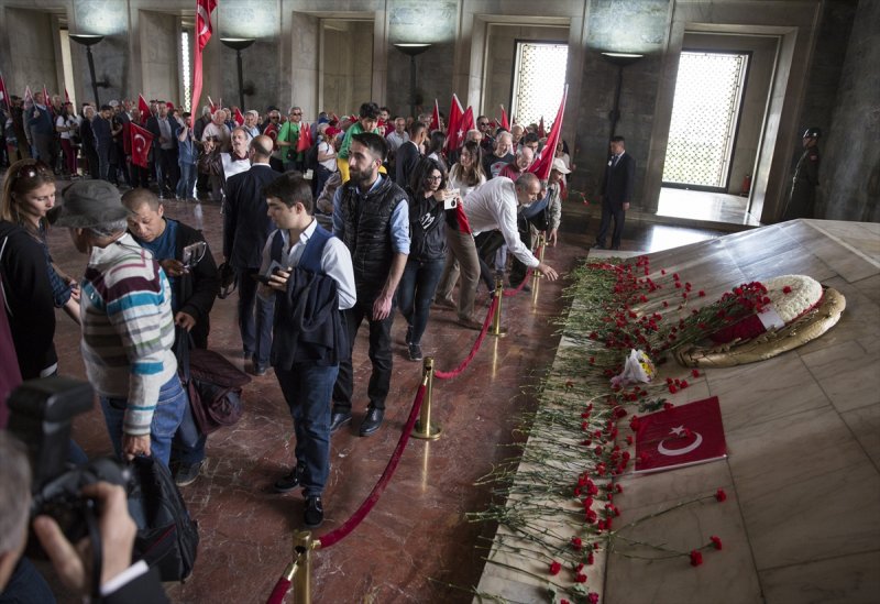 ADD'den Teröre Karşı Birlik Yürüyüşü