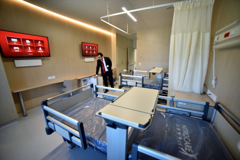 Mersin Şehir Hastanesi 5 yıldızlı otel konforunda