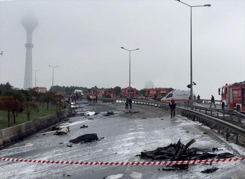 Büyükçekmece'deki helikopter kazasından görüntüler