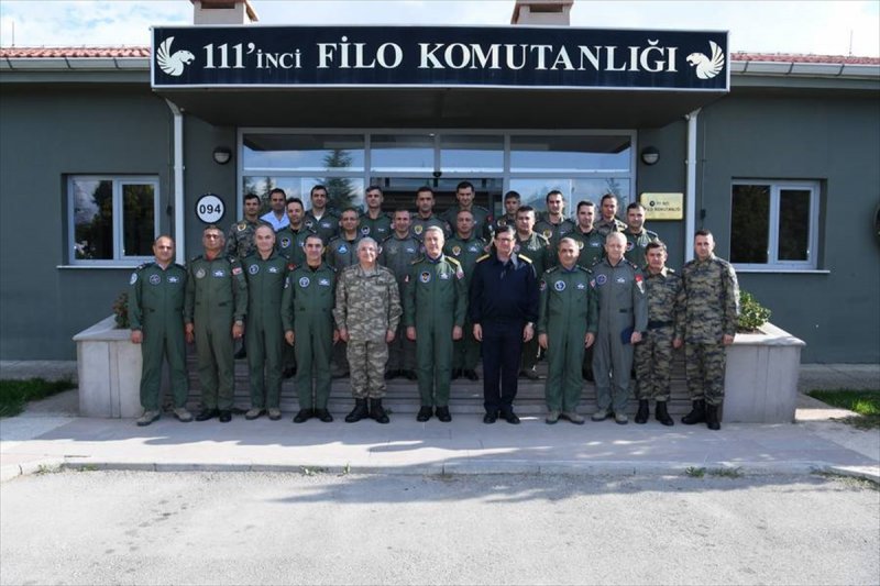 Hulusi Akar F-16 ile uçtu 