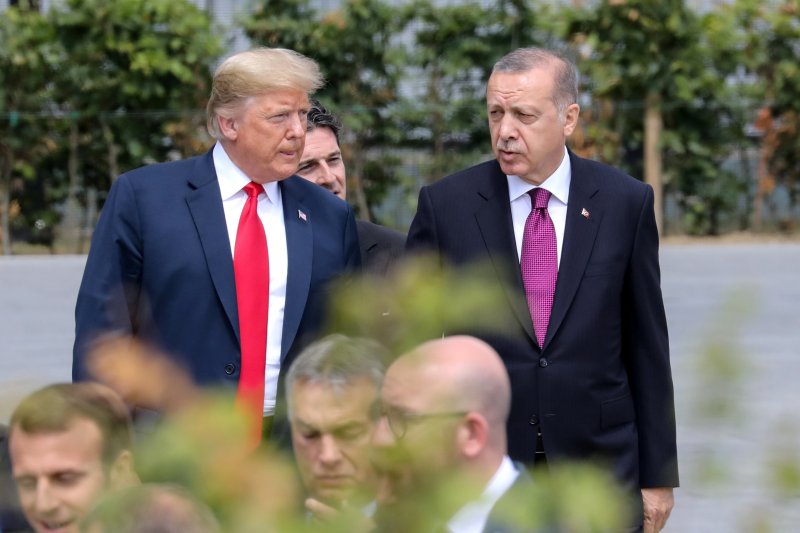 NATO zirvesine damga vuran Erdoğan-Trump görüşmesi 
