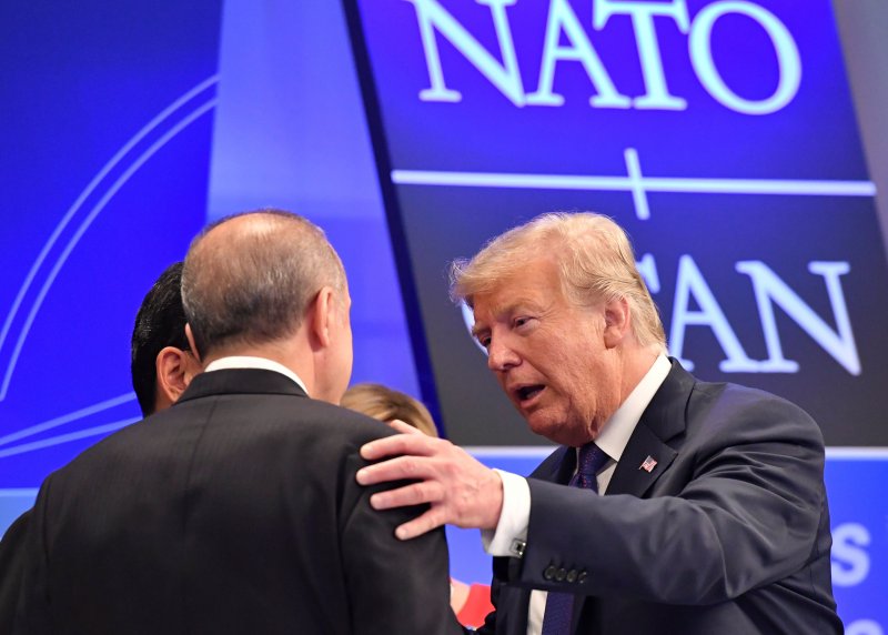 NATO zirvesine damga vuran Erdoğan-Trump görüşmesi 