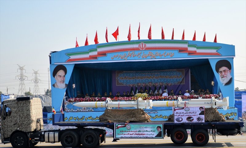 İran'da Ulusal Ordu Günü