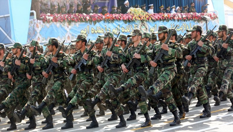 İran'da Ulusal Ordu Günü