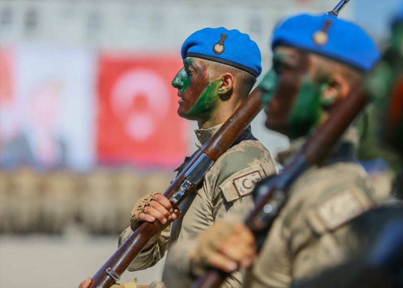 Uzman erbaşlar terörle mücadele kursunu tamamladı