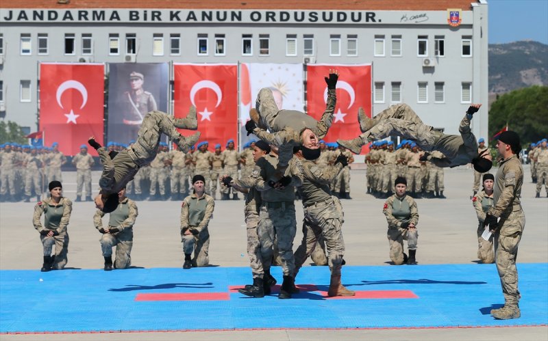 Uzman erbaşlar terörle mücadele kursunu tamamladı