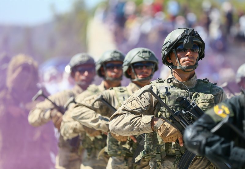 Uzman erbaşlar terörle mücadele kursunu tamamladı