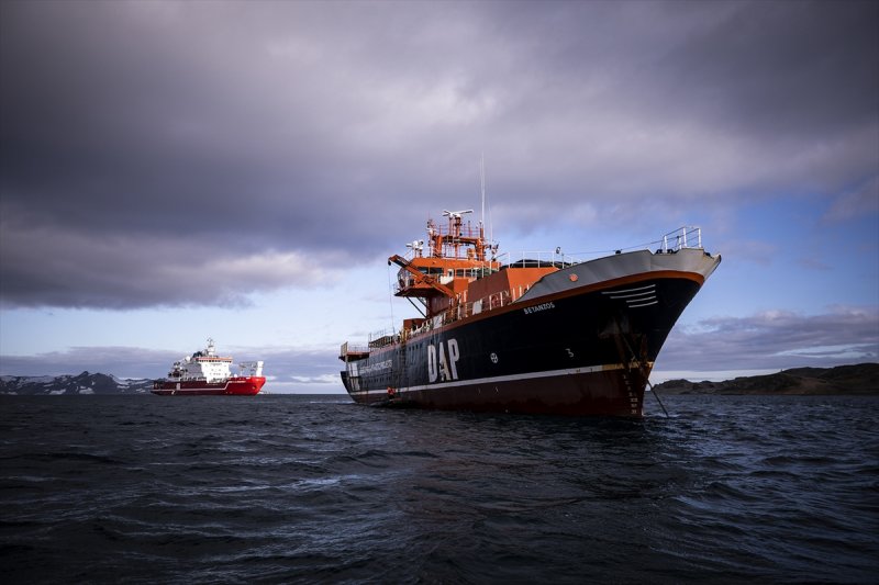Türk bilim adamları Antarktika'da