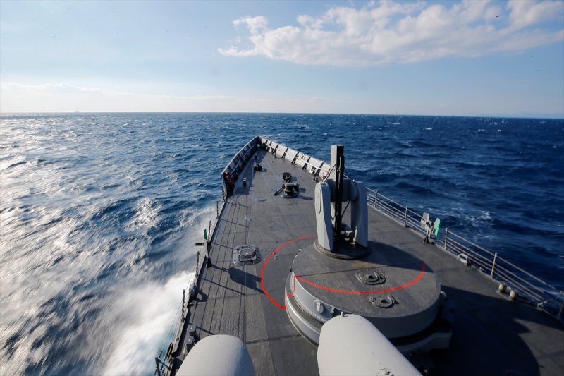 Cumhuriyet tarihinin en büyük deniz tatbikatı devam ediyor